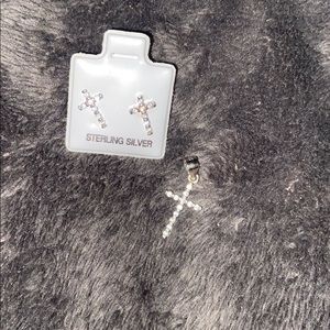 Cross earrings with pendent